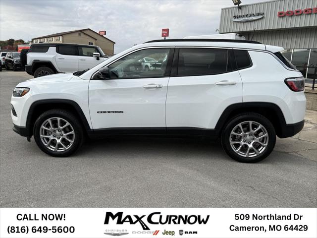 2022 Jeep Compass Latitude Lux 4x4 2022 Jeep Compass Latitude Lux 4x4