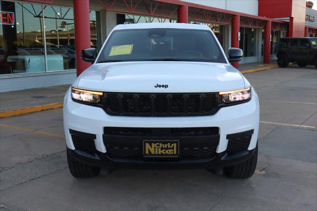 2023 Jeep Grand Cherokee L Altitude 4x4 2023 Jeep Grand Cherokee L Altitude 4x4