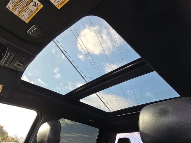 2017 Ford F-150 Raptor 2017 Ford F-150 Raptor