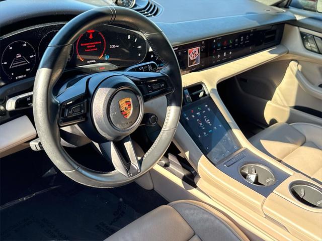 2022 Porsche Taycan 4S 2022 Porsche Taycan 4S