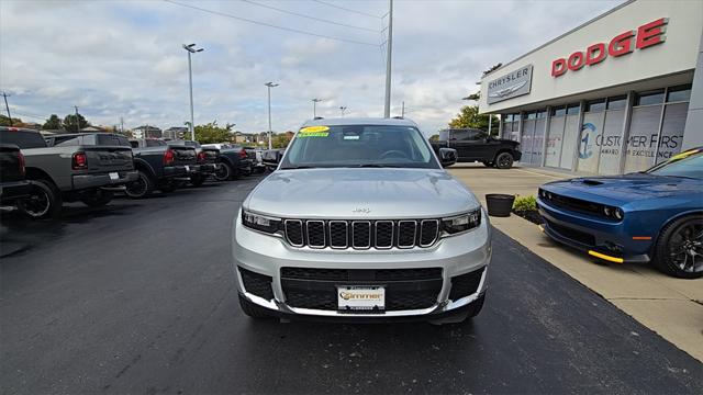 2023 Jeep Grand Cherokee L Laredo 4x4 2023 Jeep Grand Cherokee L Laredo 4x4