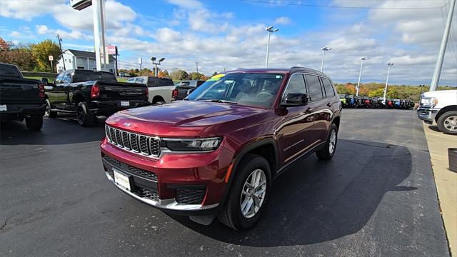 2023 Jeep Grand Cherokee L Laredo 4x4 2023 Jeep Grand Cherokee L Laredo 4x4