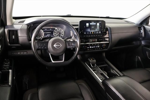 2023 Nissan Pathfinder SL FWD 2023 Nissan Pathfinder SL FWD