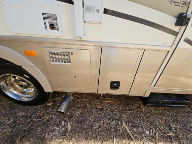 2001 Ford F-550 Unknown