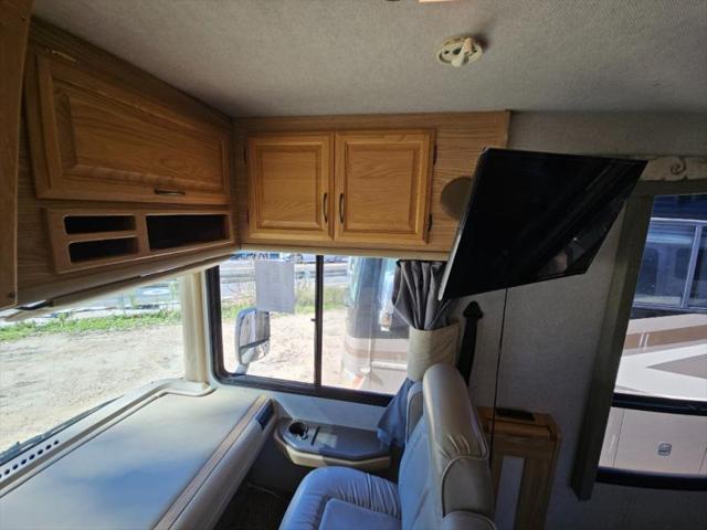 2001 Ford F-550 Unknown