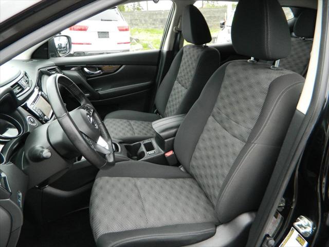 2018 Nissan Rogue Sport SV