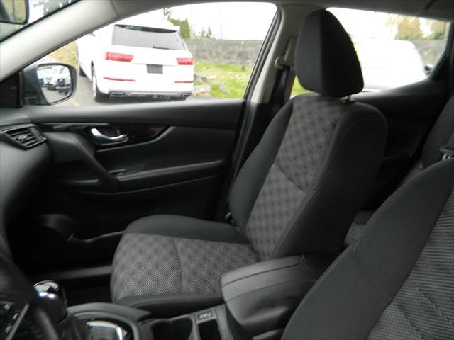 2018 Nissan Rogue Sport SV