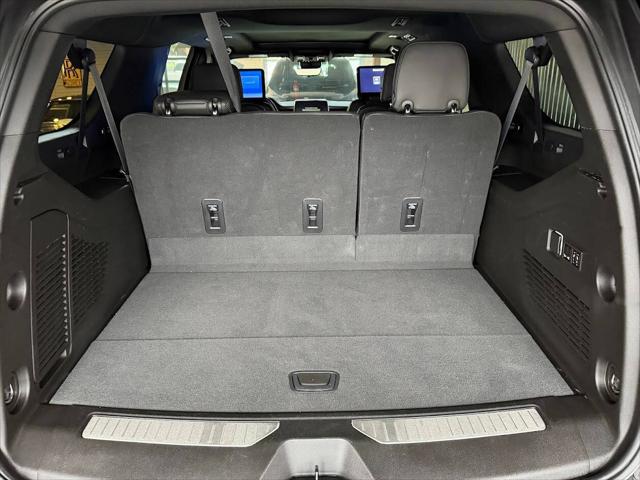 2023 Chevrolet Suburban 4WD High Country
