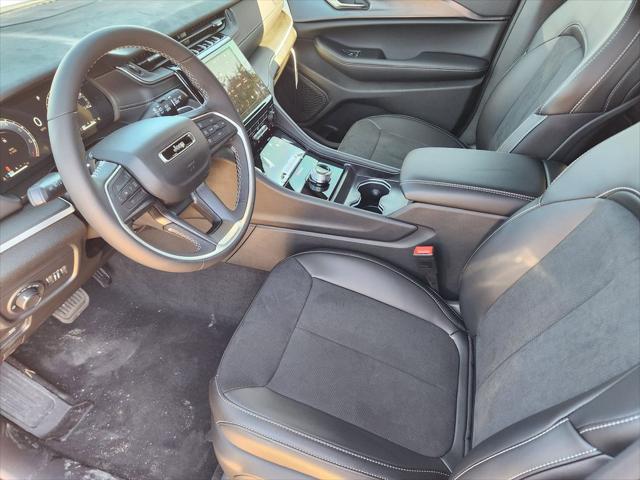 2025 Jeep Grand Cherokee L Altitude X 4x2