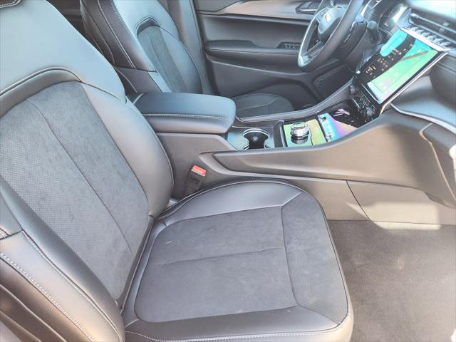2025 Jeep Grand Cherokee L Altitude X 4x2