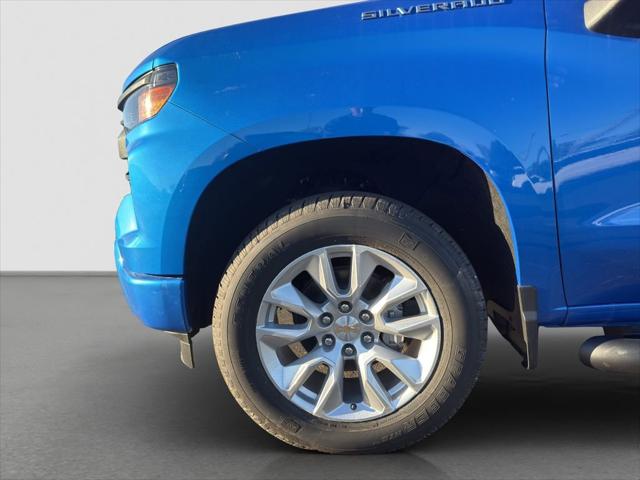 2026 Chevrolet Silverado 1500 4WD Crew Cab Short Bed Custom