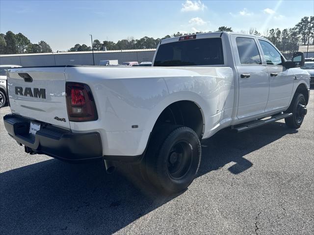 2026 RAM Ram 3500 RAM 3500 TRADESMAN CREW CAB 4X4 8 BOX