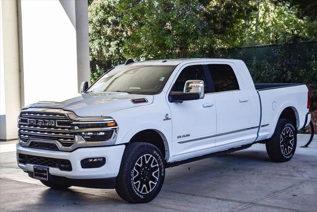 2026 RAM 3500 RAM 3500 LIMITED MEGA CAB 4X4 64 BOX