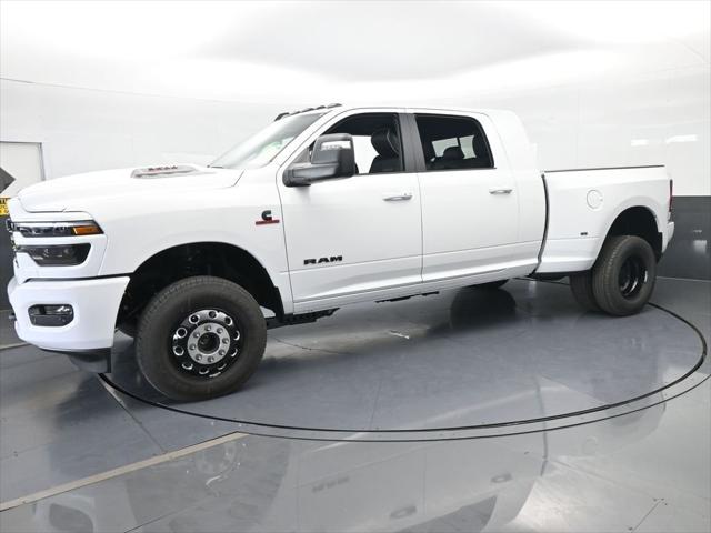 2026 RAM Ram 3500 RAM 3500 LARAMIE MEGA CAB 4X4 64 BOX
