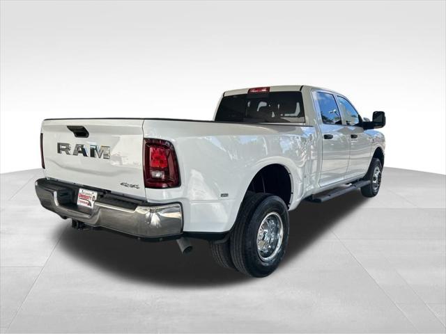 2026 RAM Ram 3500 RAM 3500 TRADESMAN CREW CAB 4X4 8 BOX
