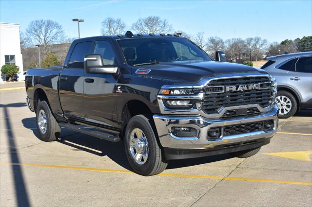 2026 RAM Ram 2500 RAM 2500 TRADESMAN CREW CAB 4X4 64 BOX