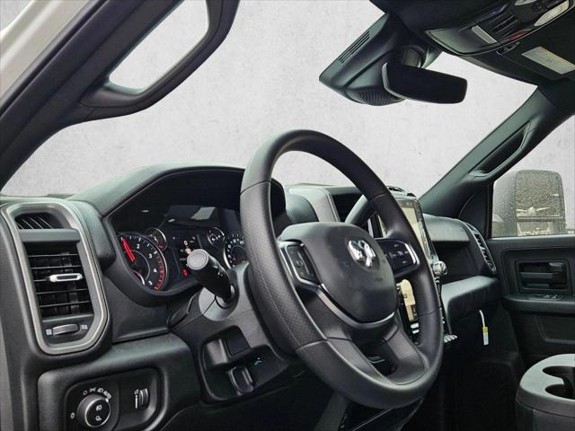 2026 RAM Ram 3500 RAM 3500 TRADESMAN CREW CAB 4X4 8 BOX