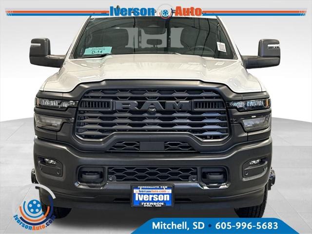 2026 RAM Ram 3500 RAM 3500 TRADESMAN CREW CAB 4X4 8 BOX