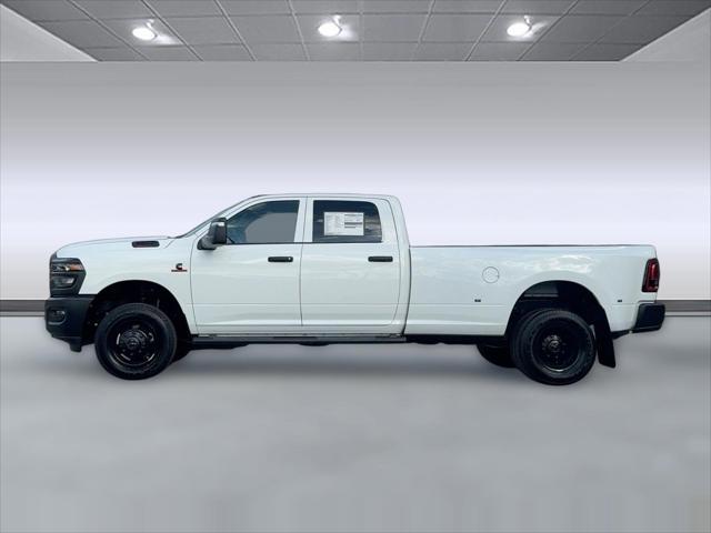 2026 RAM Ram 3500 RAM 3500 TRADESMAN CREW CAB 4X4 8 BOX