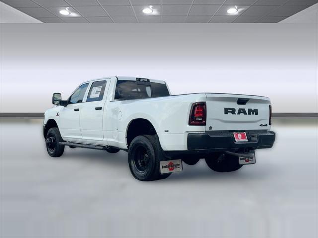 2026 RAM Ram 3500 RAM 3500 TRADESMAN CREW CAB 4X4 8 BOX