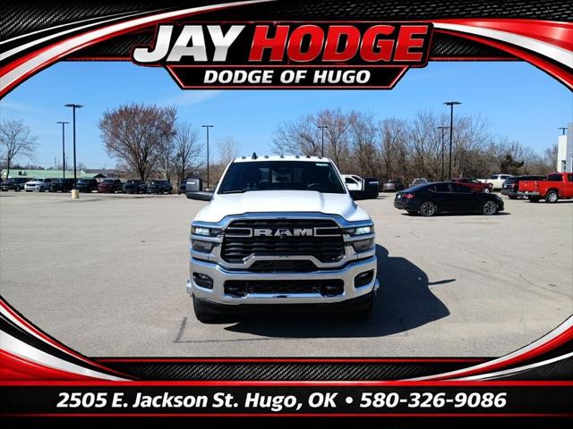 2026 RAM Ram 3500 RAM 3500 TRADESMAN CREW CAB 4X4 8 BOX
