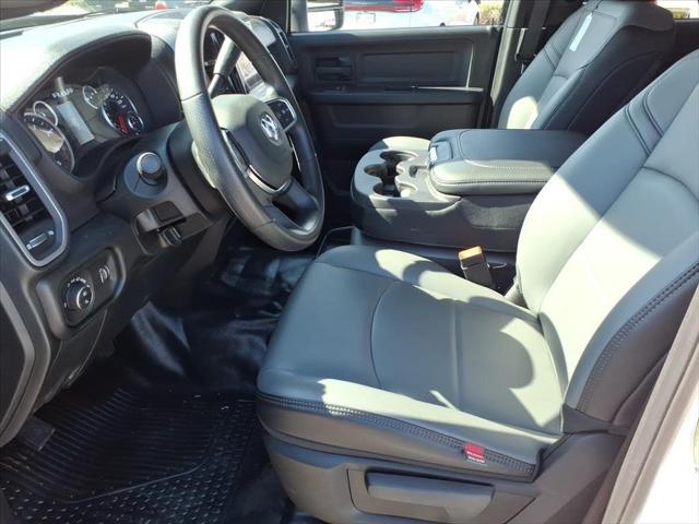 2026 RAM Ram 3500 RAM 3500 TRADESMAN CREW CAB 4X4 8 BOX