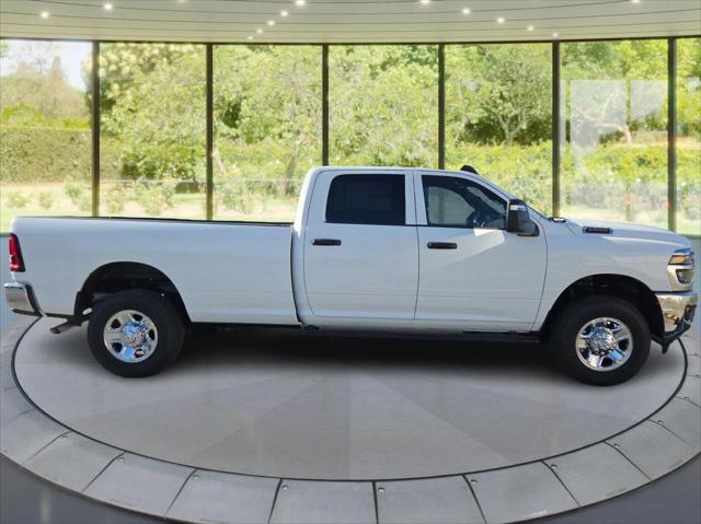 2026 RAM Ram 2500 RAM 2500 TRADESMAN CREW CAB 4X4 8 BOX