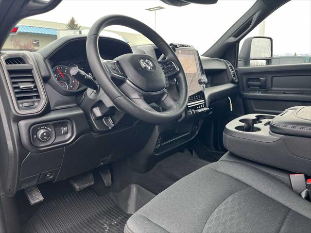 2026 RAM Ram 3500 RAM 3500 TRADESMAN CREW CAB 4X4 64 BOX