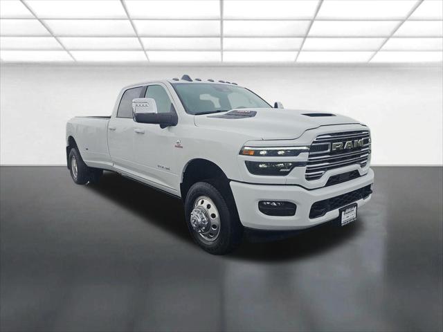 2026 RAM Ram 3500 RAM 3500 LARAMIE CREW CAB 4X4 8 BOX