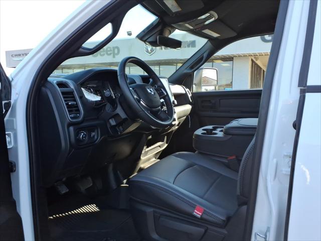 2026 Ram 3500 Tradesman Crew Cab 4x4 8' Box
