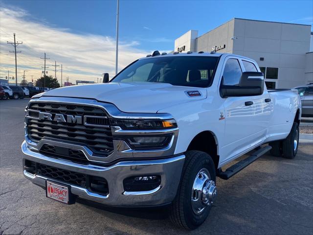 2026 RAM Ram 3500 RAM 3500 TRADESMAN CREW CAB 4X4 8 BOX