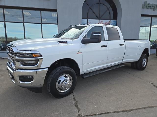 2026 RAM Ram 3500 RAM 3500 TRADESMAN CREW CAB 4X4 8 BOX