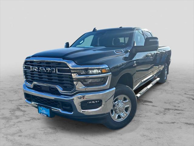 2026 RAM Ram 3500 RAM 3500 TRADESMAN CREW CAB 4X4 8 BOX