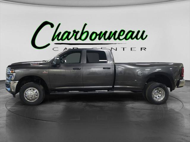 2026 RAM Ram 3500 RAM 3500 TRADESMAN CREW CAB 4X4 8 BOX