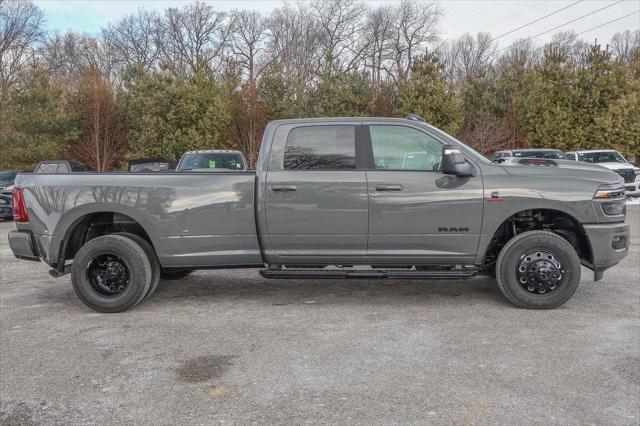 2026 RAM Ram 3500 RAM 3500 LARAMIE CREW CAB 4X4 8 BOX