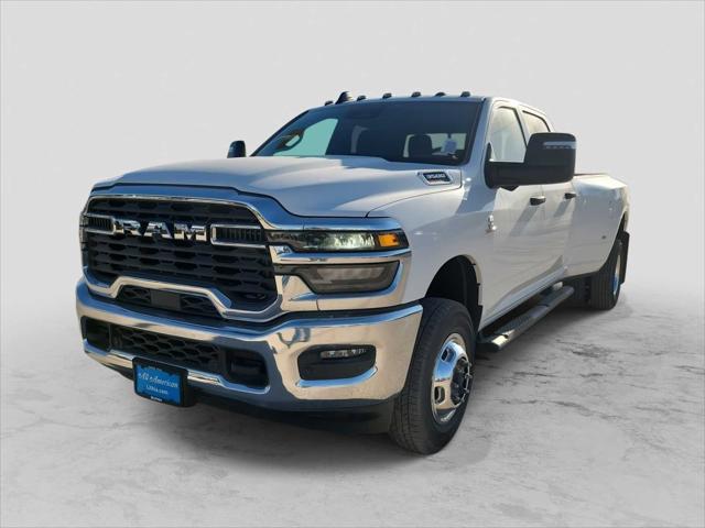 2026 RAM Ram 3500 RAM 3500 TRADESMAN CREW CAB 4X4 8 BOX