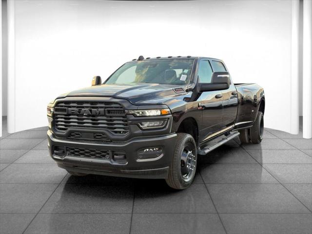 2026 RAM Ram 3500 RAM 3500 TRADESMAN CREW CAB 4X4 8 BOX