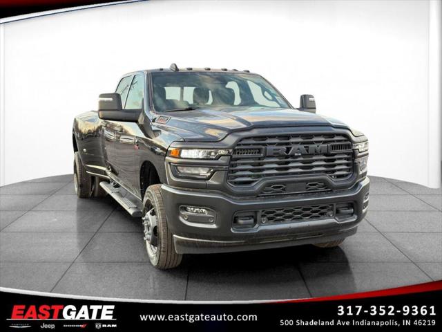 2026 RAM Ram 3500 RAM 3500 TRADESMAN CREW CAB 4X4 8 BOX