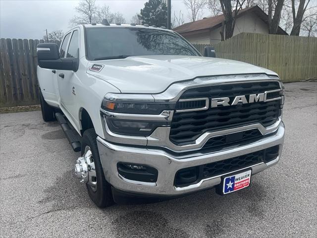 2026 RAM Ram 3500 RAM 3500 TRADESMAN CREW CAB 4X4 8 BOX
