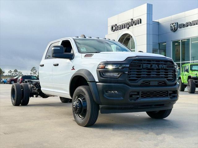 2026 RAM 5500 Chassis RAM 5500 TRADESMAN CHASSIS CREW CAB 4X4 84 CA
