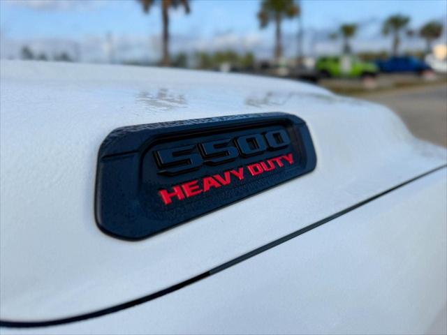 2026 RAM 5500 Chassis RAM 5500 TRADESMAN CHASSIS CREW CAB 4X4 84 CA