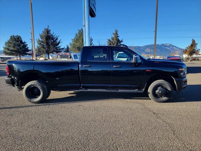 2026 RAM Ram 3500 RAM 3500 TRADESMAN CREW CAB 4X4 8 BOX