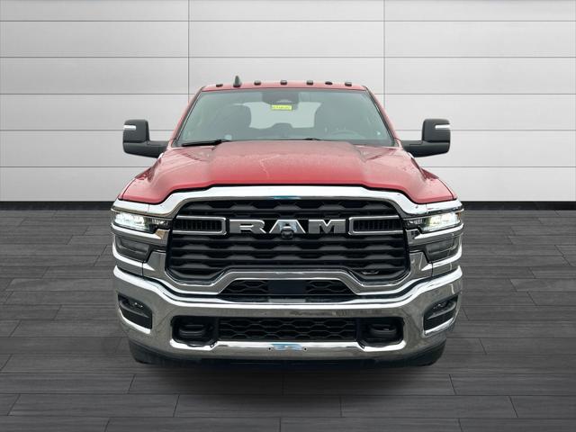 2026 RAM Ram 3500 Chassis Cab RAM 3500 TRADESMAN CREW CAB CHASSIS 4X4 60 CA 2026 RAM Ram 3500 Chassis Cab RAM 3500 TRADESMAN CREW CAB CHASSIS 4X4 60 CA