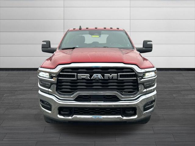 2026 RAM Ram 3500 Chassis Cab RAM 3500 TRADESMAN CREW CAB CHASSIS 4X4 60 CA
