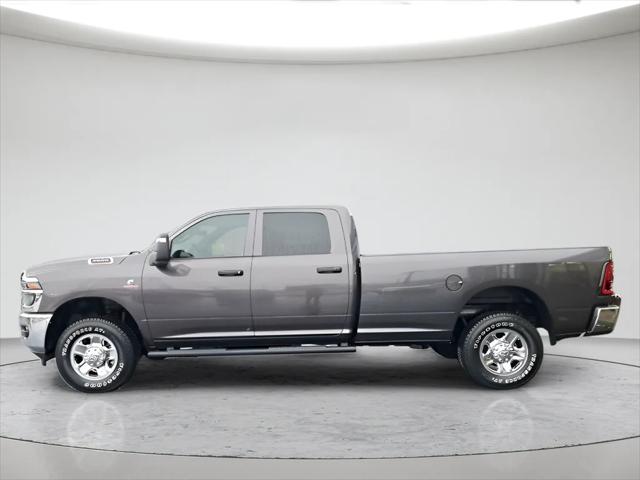 2026 RAM Ram 2500 RAM 2500 TRADESMAN CREW CAB 4X4 8 BOX
