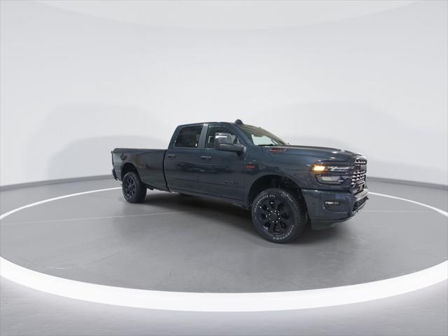 2026 RAM Ram 3500 RAM 3500 BIG HORN CREW CAB 4X4 8 BOX