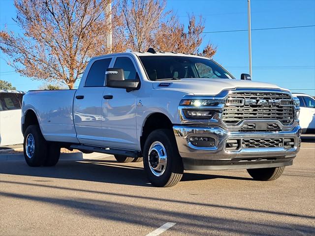 2026 RAM Ram 3500 RAM 3500 TRADESMAN CREW CAB 4X4 8 BOX