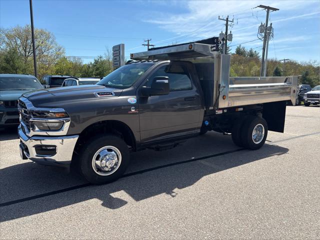 2026 RAM Ram 3500 Chassis Cab RAM 3500 TRADESMAN CHASSIS REGULAR CAB 4X4 60 CA