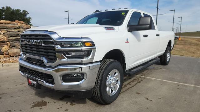 2026 RAM Ram 2500 RAM 2500 TRADESMAN CREW CAB 4X4 8 BOX