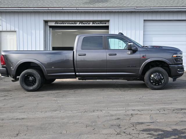 2026 RAM Ram 3500 RAM 3500 LIMITED CREW CAB 4X4 8 BOX
